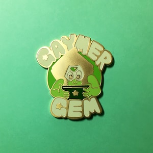 Steven Universe Peridot Gaymer Gem Hard Enamel Pin