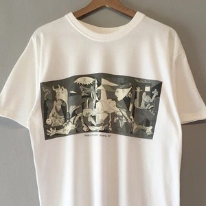 Pablo Picasso Guernica -  Unisex T-Shirt