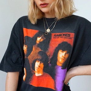 RAMONES - Unisex T-Shirt