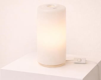 Una lámpara de mesa de cristal de mediados de siglo de Alfredo Barbini para Murano, Italia.