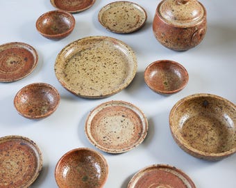 Brutalist Eartware / Ceramic Dinnerware Set, 1970s/1980s.