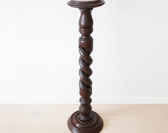 Vintage Twisted Pedestal, Italy, 1960s.