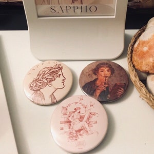 Sappho pin, Sappho gift, Sapphic pinback button, Feminist pin, Lesbian gift, Classic literature gift, Poetry gift, Light Academia pin, lqbtq