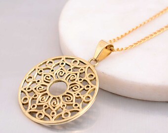 Collier main de fatma disponible en 2 coloris Rouge et vert – Dark Joyau