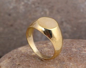 Golden Signet Ring, Round Signet Ring, Simple Gold Ring, Everyday Ring, Gold Ring For Women, Signet Jewelry, mt-ala,