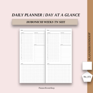 Può includere: Inserto per pianificatore giornaliero bianco con layout a griglia per programmare, priorità ed elenchi di cose da fare. Il testo "DAILY PLANNER / DAY AT A GLANCE" e "HOBONICHI WEEKS TN SIZE" sono in alto. Il logo PlannerRoomShop è visibile.