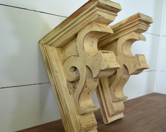 Chunky Distressed Set of Corbels