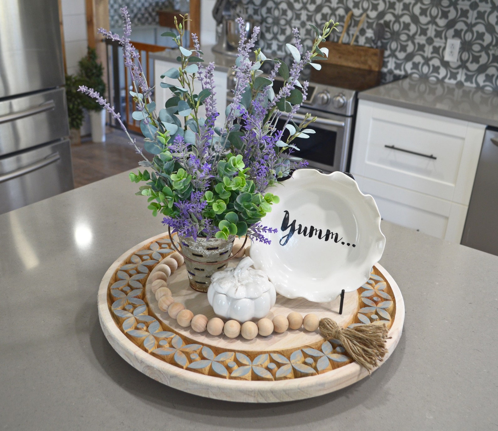 Gravierte Faule Susan... Bauernhaus Holz Tablett... Serving | Etsy