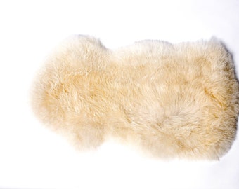 Natural color Genuine Sheepskin 100% Lamb Sheepskin Rug - Curly Fur Rug - Natural Sheepskin - Ivory Brown Sheepskin | Small Sheepskin