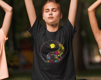 GRUNGE YIN-YANG / Spiritual Shirt / Namaste - Zen, Taoism, Chinese - Japanese, Grunge Aesthetic