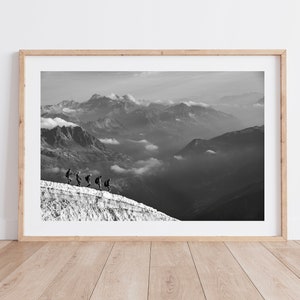 Fotografie - Mont Blanc-Massiv und Bergsteiger von der Aiguille du Midi in den Französischen Alpen