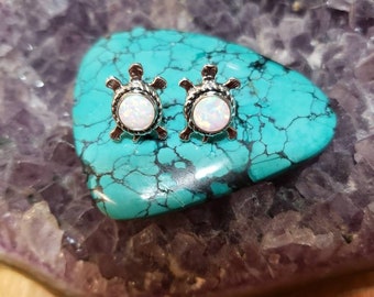 White Fire Opal Turtle Stud Earring/Handmade /Sterling Silver/Turtle Opal Earring/Dainty Turtle/ Turtle
