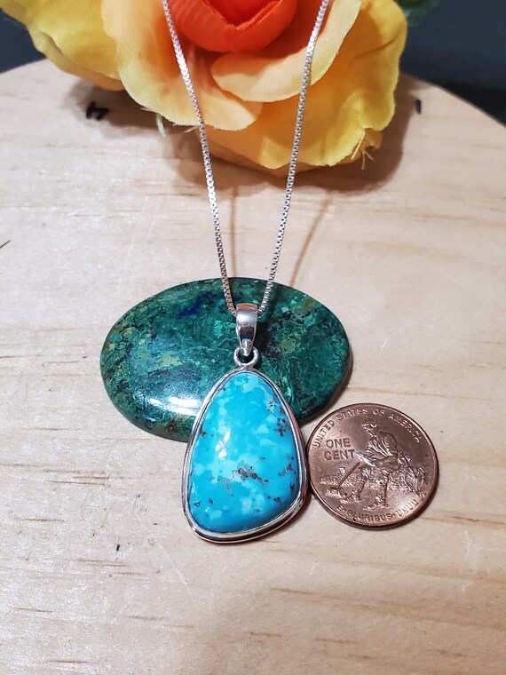 Dainty Blue Turquoise Pendant/kingman Turquoise Pendant Necklace