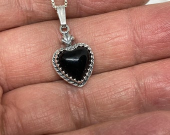 Black Heart Pendant/Heart Black Onyx/Black Heart Stone Pendant/Sterling Silver Heart/Dainty Black Heart Necklace/Heart Necklace