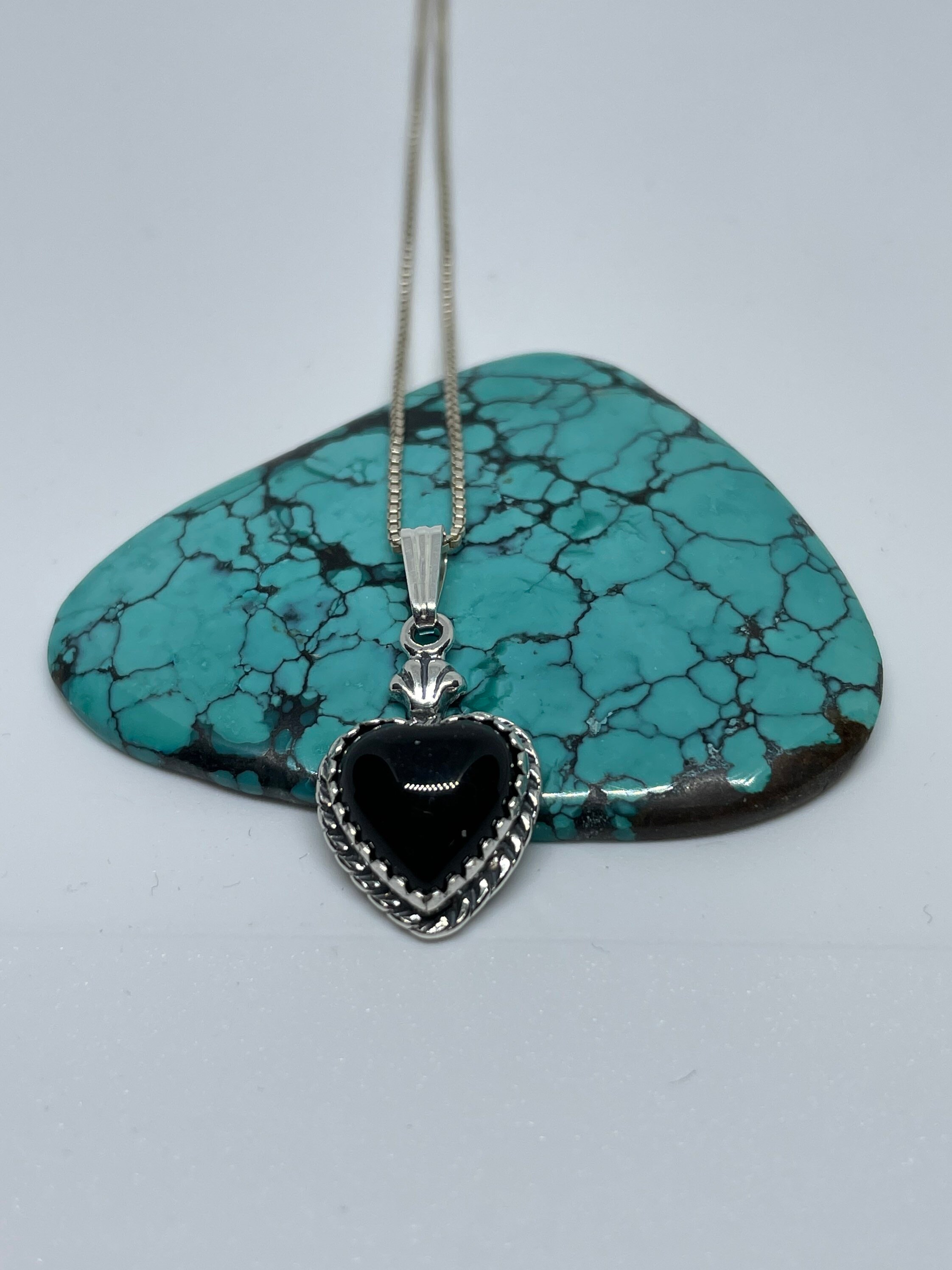 Black Heart Pendant/heart Black Onyx/black Heart Stone