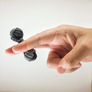 Finger Stress Toy | Knuckleroller Fidget Toy | Hand Health | RSI Carpal Tunnel Arthritis Helper