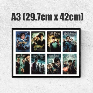 Op de afbeelding: Een ingelijste poster met acht filmposters van de Harry Potter-filmserie. De posters zijn gerangschikt in een raster van twee rijen en vier kolommen. Elke poster toont een andere filmtitel en een ander beeld van het hoofdpersonage Harry Potter.
