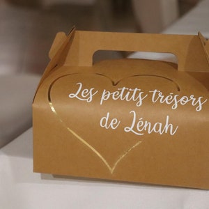Boîte cadeau personnalisée en carton – Décoration table enfant – Prénom & texte sur mesure