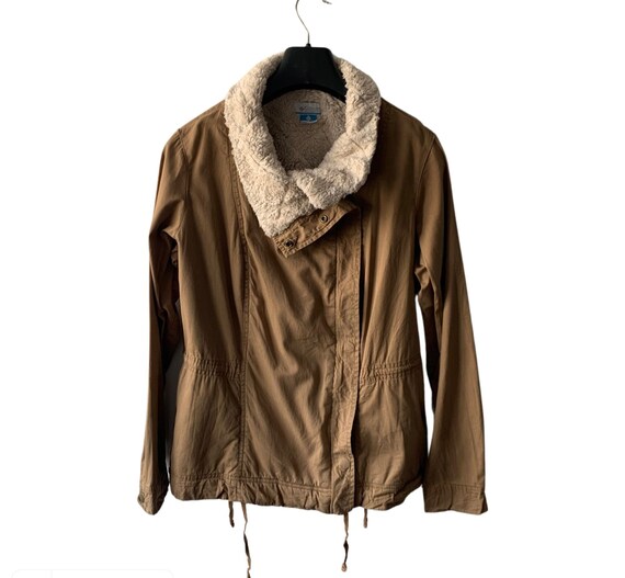 Columbia furry shop jacket