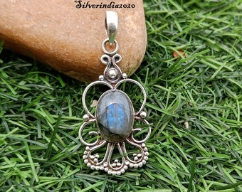 Blue Flash Labradorite Pendant: 925 Sterling Silver Gemstone