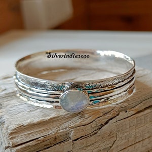 Moonstone Spinner Flower Bangle...925 Silver Spinner Bangle...Hammered Spinner bangle...Stacking Bangle...Women Jewelry...Beautiful Bangle