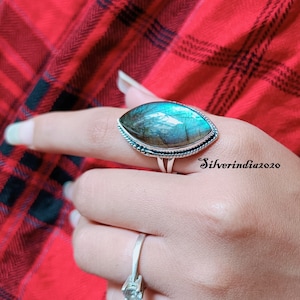 Natural Labradorite Sterling Silver Ring: Boho Statement Jewelry
