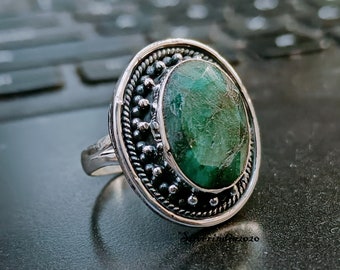 Emerald Ring: 925 Sterling Silver Boho Band, Antique Design