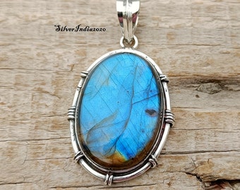 Pendentif Main En Labradorite Bleu Feu – Fait Main, Pierre Naturelle
