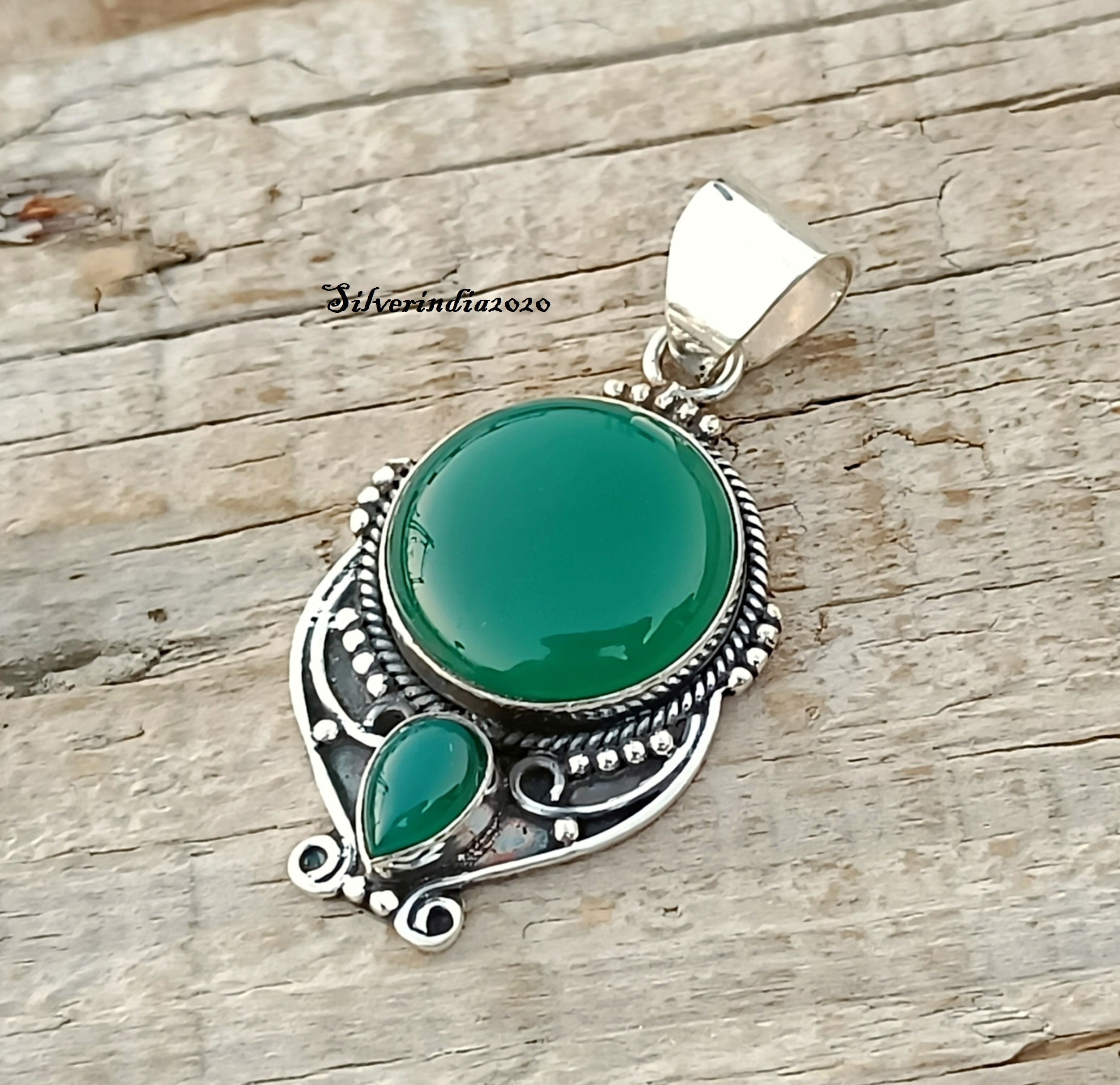 ネックレス・ペンダント [Retro finger] GREEN ONYX NECKLACE 14K Yellow Gold Green Onyx Necklace 20x20mm – KyleChanDesign