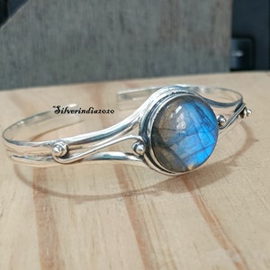 Handmade Labradorite Bangle: 925 Sterling Silver, Blue Flash
