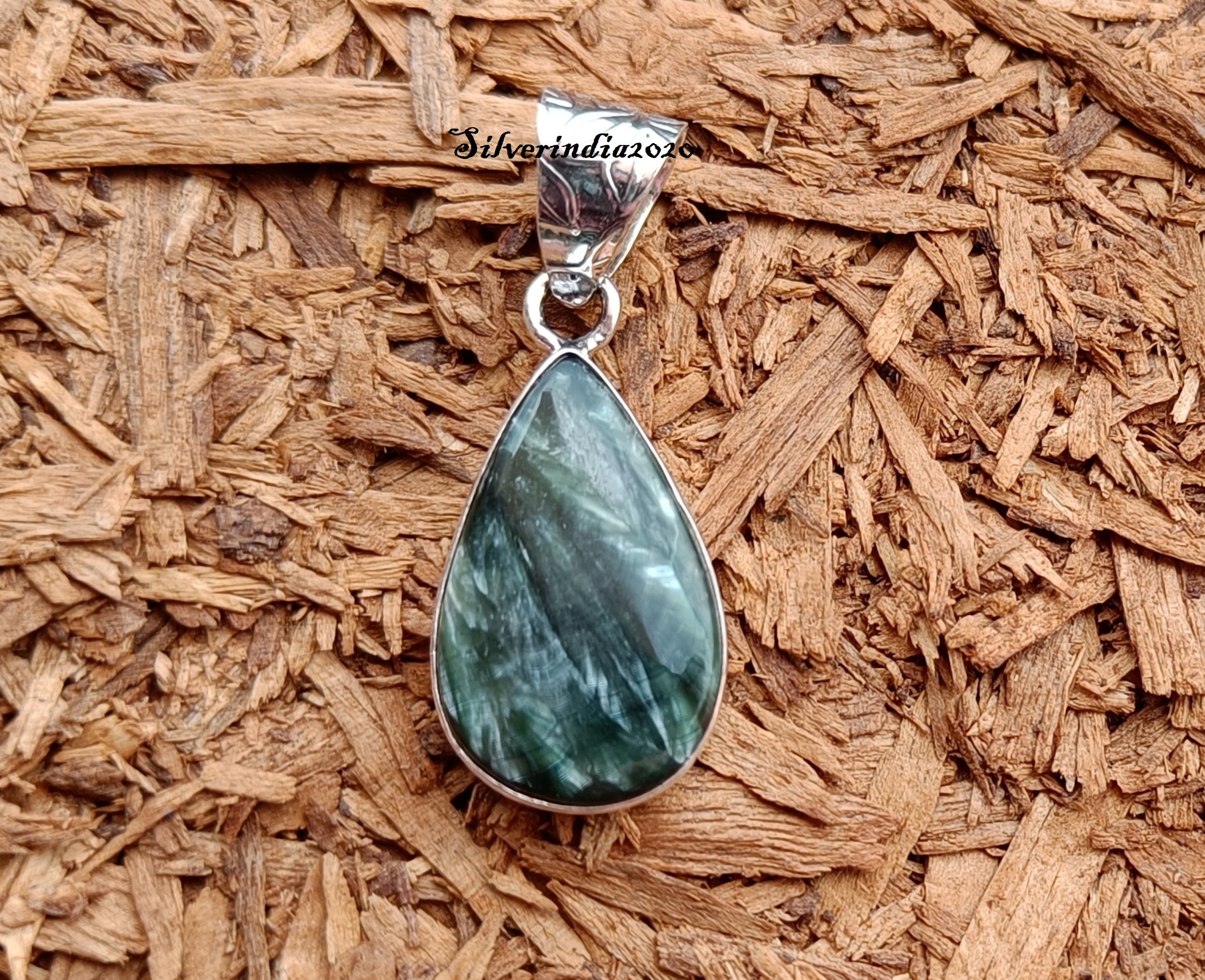 Seraphinite Pear Pendant: 925 Sterling Silver, Natural Green Stone