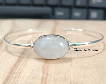 Oval Bracelet Halo Bracelet. Oval 7x5 Black Onyx /& White Topaz Women Slider Bracelet In Silver With Slide Lock Handmade Bracelet For Her