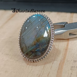 Handmade Labradorite Ring: 925 Sterling Silver Band, Big Stone