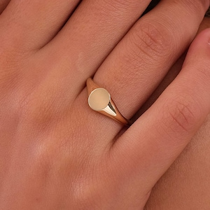 14k Solid Gold Signet Ring, Personalized Ring, Engraved Ring, Pinky Ring Women, Initial Ring, Name Ring, 14k White, Rose Yellow, Trina