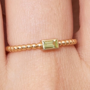Dainty Peridot Ring, 14k or 18k Gold Beaded Ring, Baguette-Cut Peridot Ring, Textured Band, Dainty Birthstone Ring, Gold Stacking Ring, Remi
