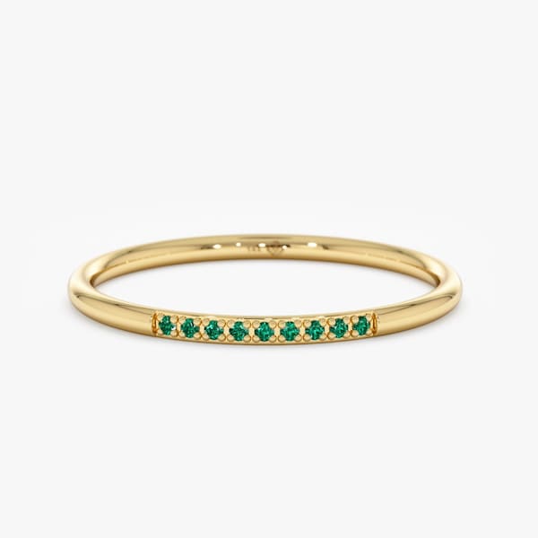 14k Gold Dainty Emerald Ring, 1.2mm Thin Band, Solid Gold Minimalist Ring, Gorgeous Piece, Dainty Emerald Ring, Skinny Gold Band, Vanessa