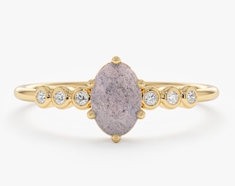 14k Gold Diamond and Labradorite Ring, Labradorite Engagement Ring, 6 prong setting, Oval Cut Gemstone, Classic Wedding Jewelry, Genevieve