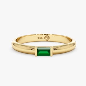 14k Solid Gold Emerald Ring, Plain Dome Band, Wedding Band, Solid Gold Minimalist Stackable Ring, Natural May Birthstone Ring, Annie