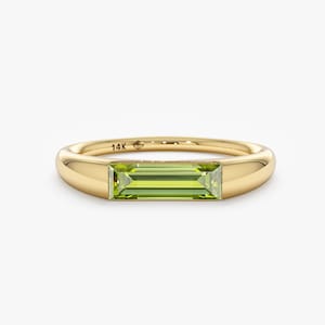 Natural Peridot Ring, Peridot Signet Ring, Baguette Peridot Ring, 14k or 18k Solid Gold, August Birthstone, Unique Design, Gift, Arielle