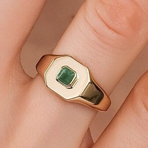 14k Signet Ring with Emerald, Square Shape Gemstone, Birthstone Jewelry, Unique, Statement, Plain Solid Gold, Fine Natural Gem Jewelry, Lyra