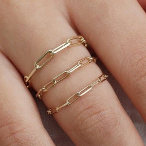 Solid Gold Paperclip Chain Ring, 14k Gold Chain Ring, Paperclip Links, Dainty Chain Ring, Stackable Ring, Dainty Minimalist Ring, Talia