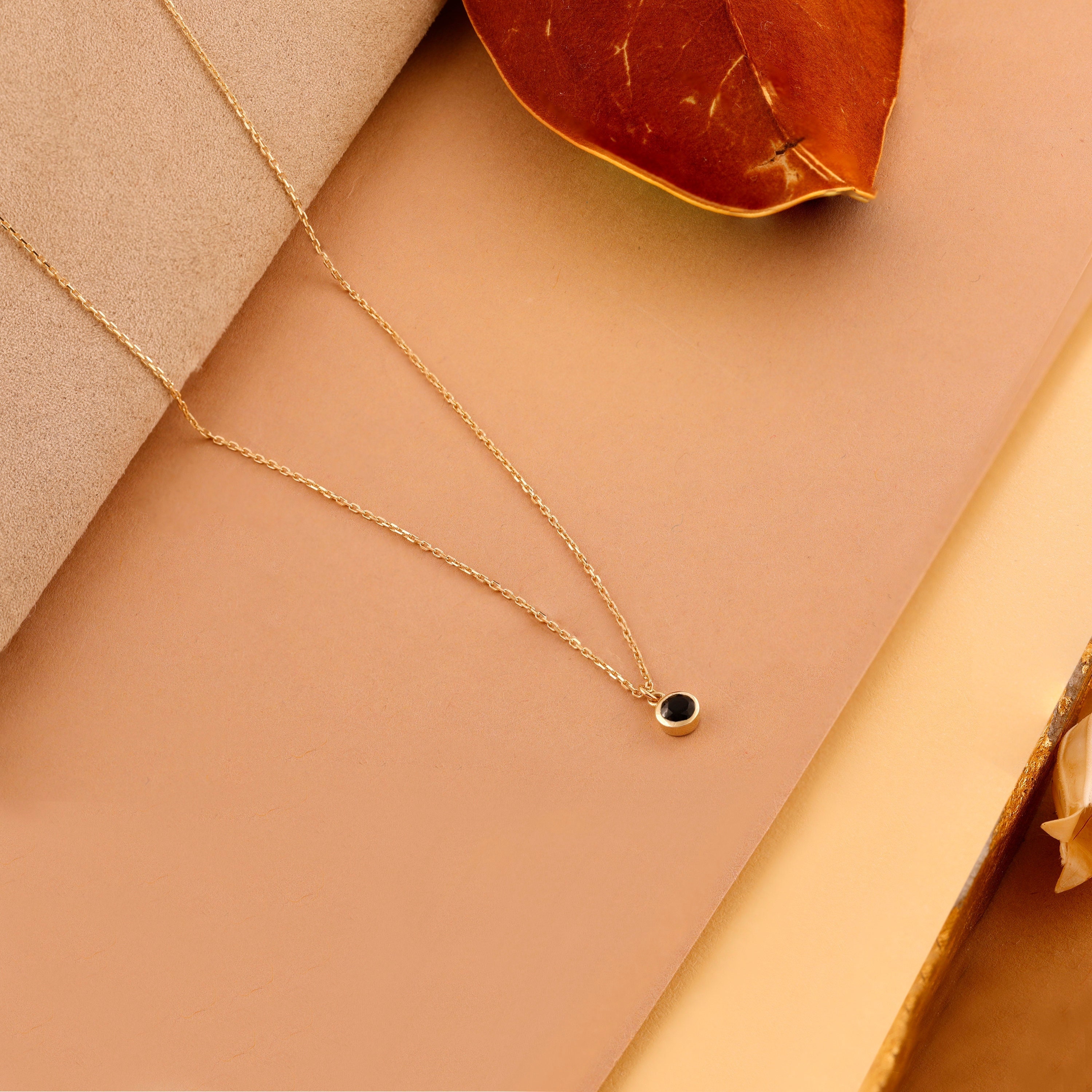 14k Gold Black Onyx Necklace, Bezel Necklace, Small Gemstone Necklace, Solid Gold Chain, Perfect Gift, Dainty Choker, Dangly Charm, Vienna