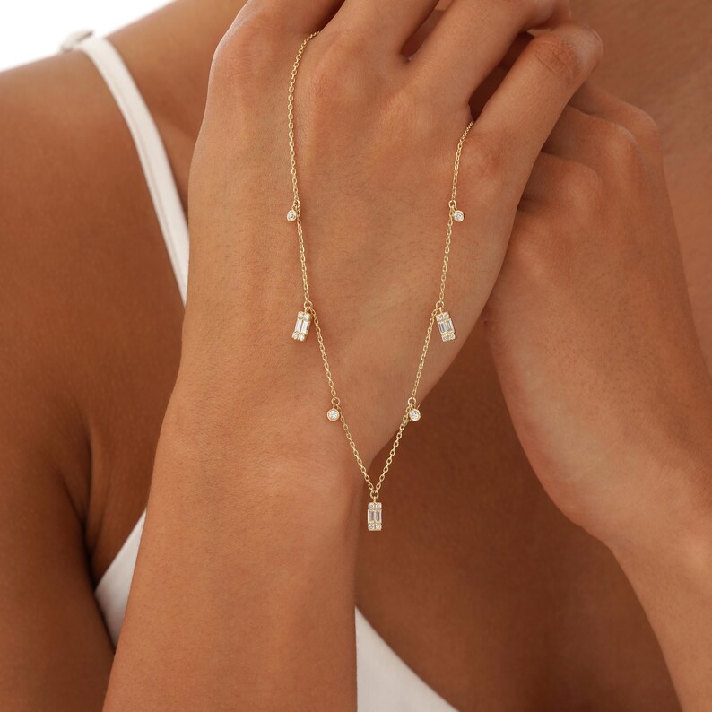 Baguette and Round Diamond Dangle Necklace, Solid Gold Layering Chain, Alternating Station Necklace, Bridal Jewelry, Jewelry Gift, Ezri bild 7