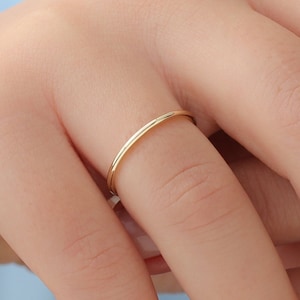 Solid Gold Thin Wedding Band, Simple Gold Ring, 1 mm, Minimalist, Dainty Wedding Ring, 14k Gold, Thin Ring, Stacking Ring, Pinky Ring, Julia image 2