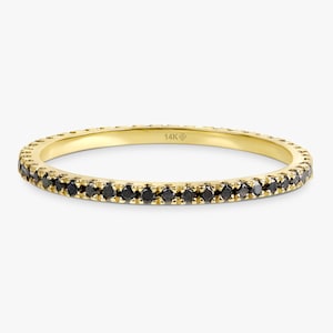 Banda de eternidad de diamantes negros de oro de 14 k, anillo de diamantes delicado, anillo delgado de oro sólido, anillo de diamantes negros, alianza de bodas delicada, anillo de oro de 14 k, Kiki