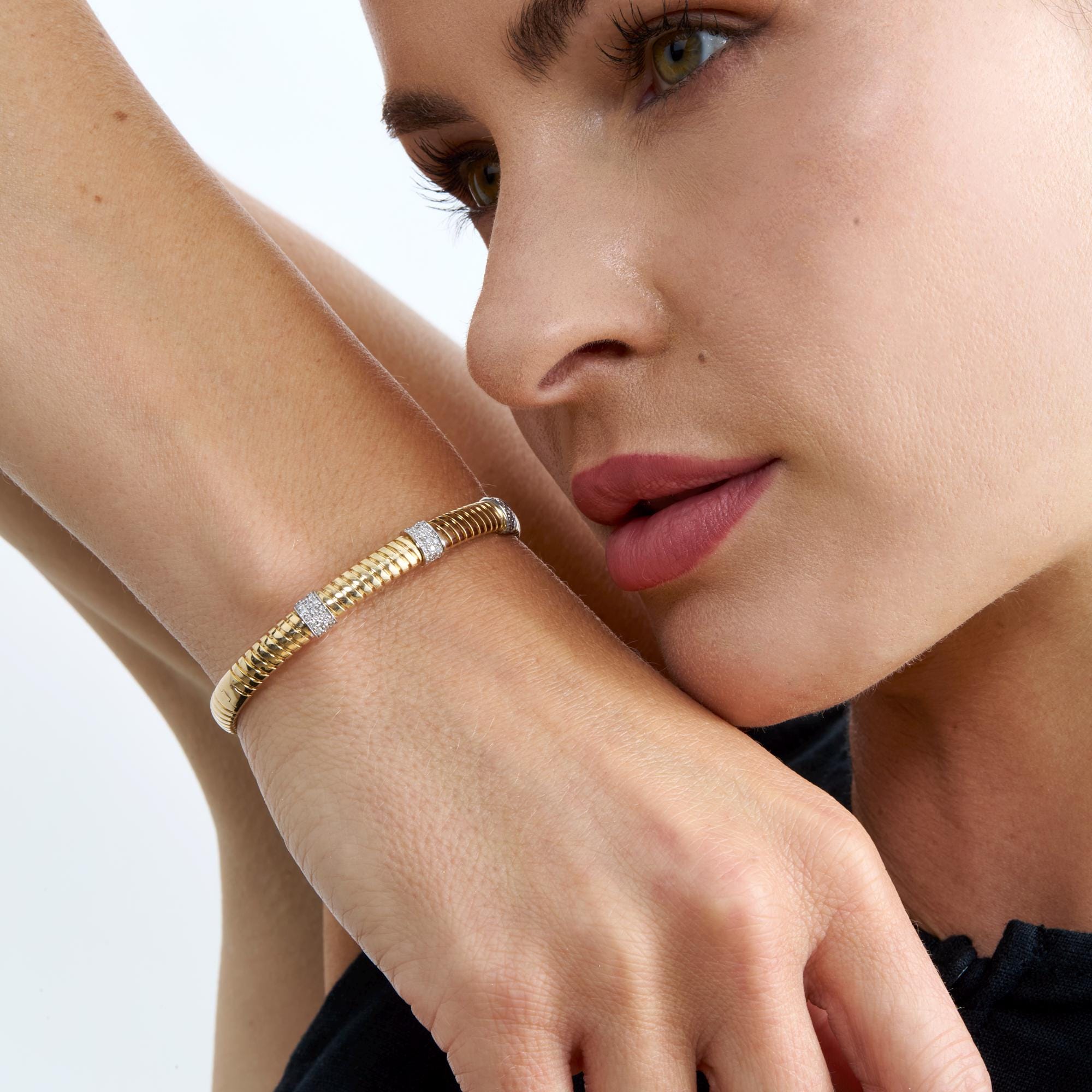 Gold Diamond Ribbed Bangle, 14k or 18k Solid Gold Bracelet, Textured ...
