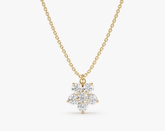 14k Gold Diamond Necklace, Flower Design in Natural Diamonds and Solid Gold, Diamond Charm Necklace, Dainty Diamond Flower Pendant, Alondra