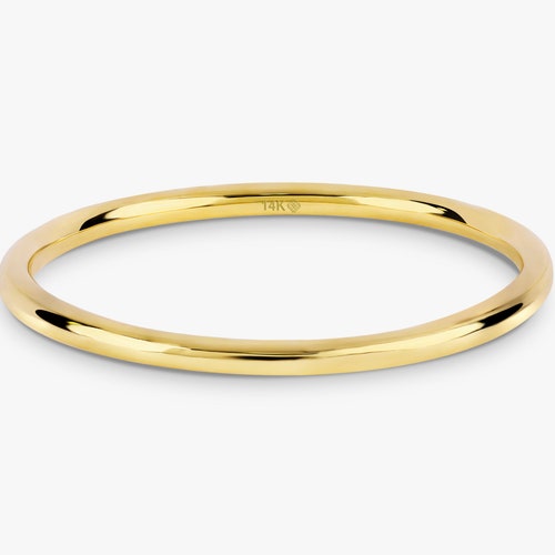14k Solid Gold 1mm Thin Wedding Band / Minimalist Wedding Ring - Etsy