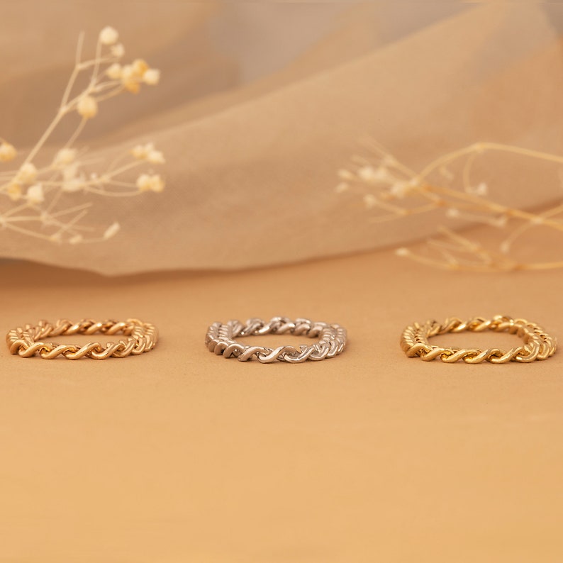 gold cuban chain rings in white, yellow and rose gold