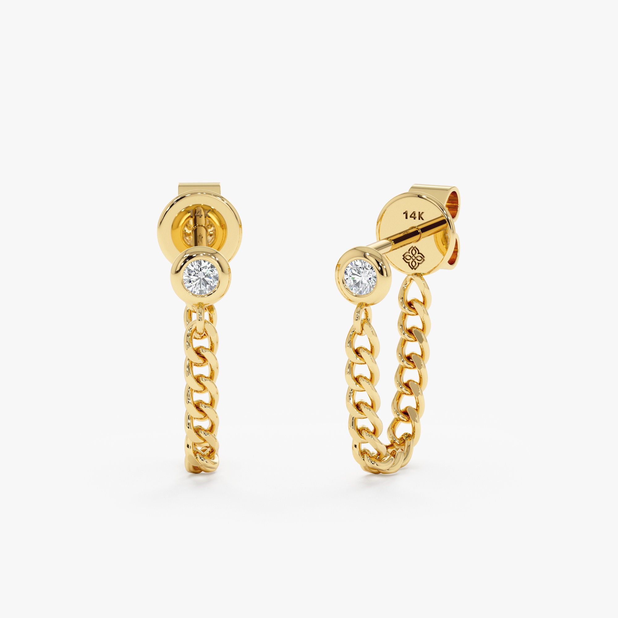 Gold chain and earrings shop